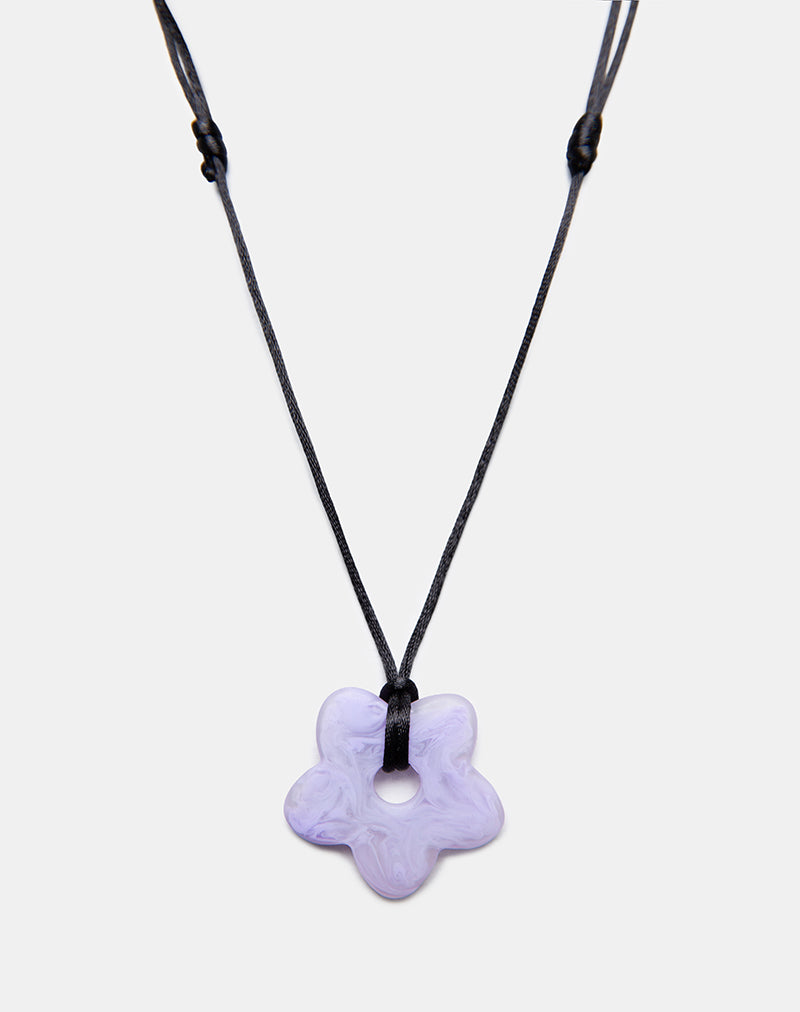 Flower Necklace in Resin Lilac