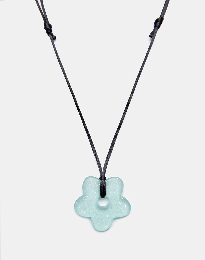 Flower Necklace in Resin Blue