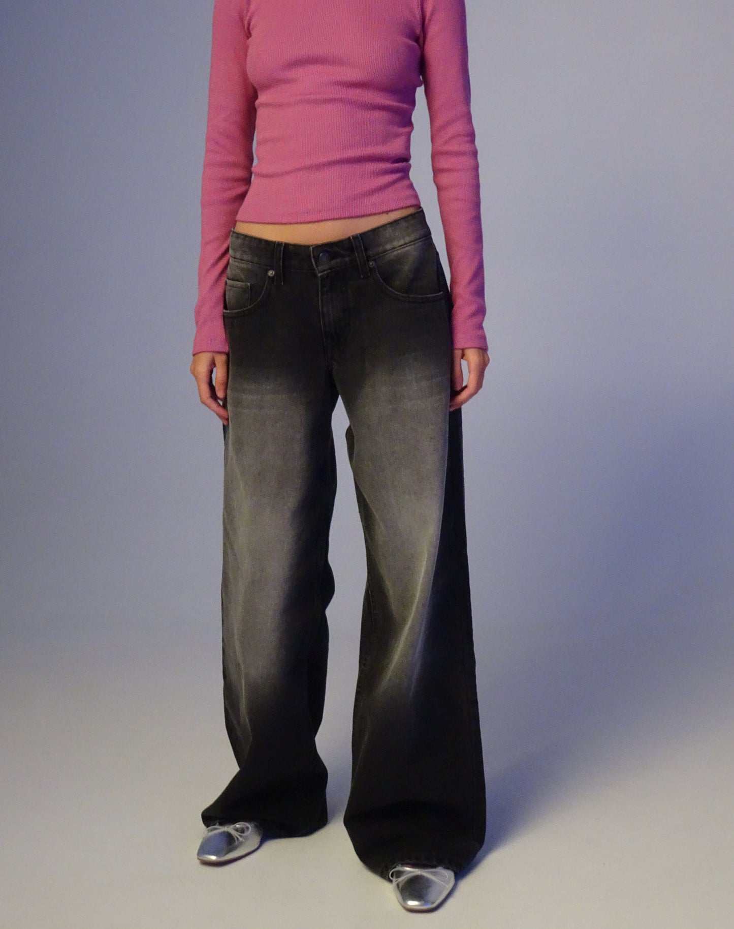 Roomy Extra Wide Low Rise Jeans in Extreme Black Wash