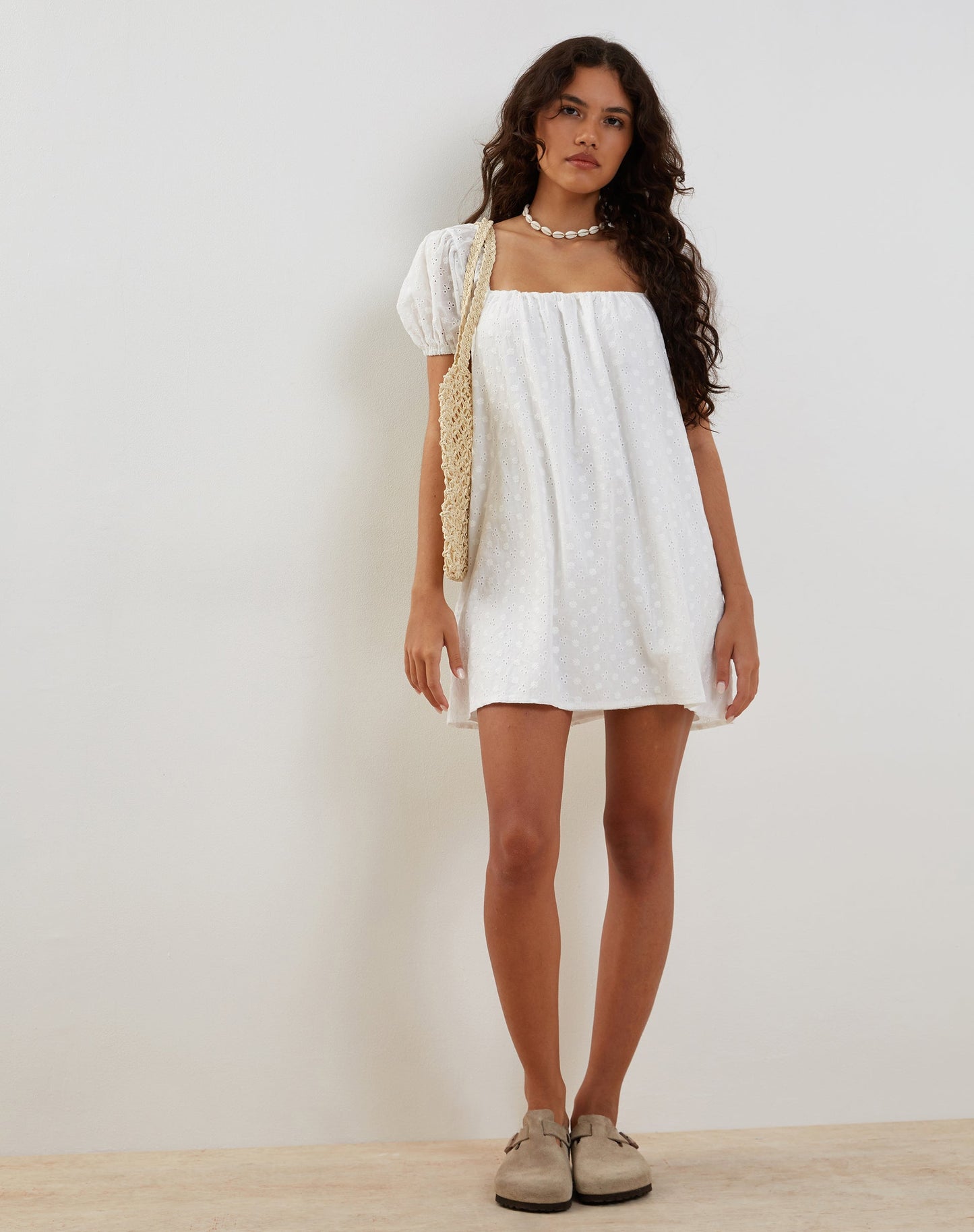 Karnavi Macrame Bag in Ivory